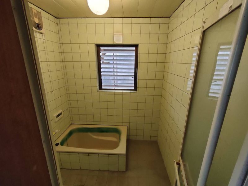 バスクリーニング作業前